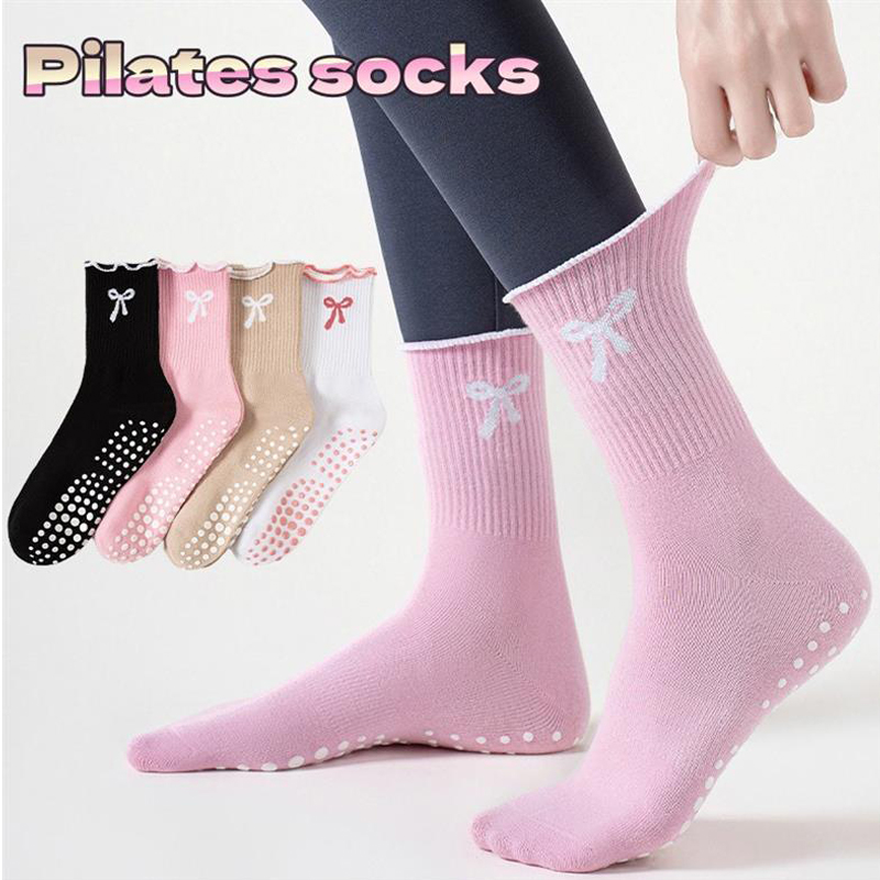 Pilates & Yoga Tina Fehrenbach - Dreamlikelin 1 Pasang Kaus Kaki Pilates